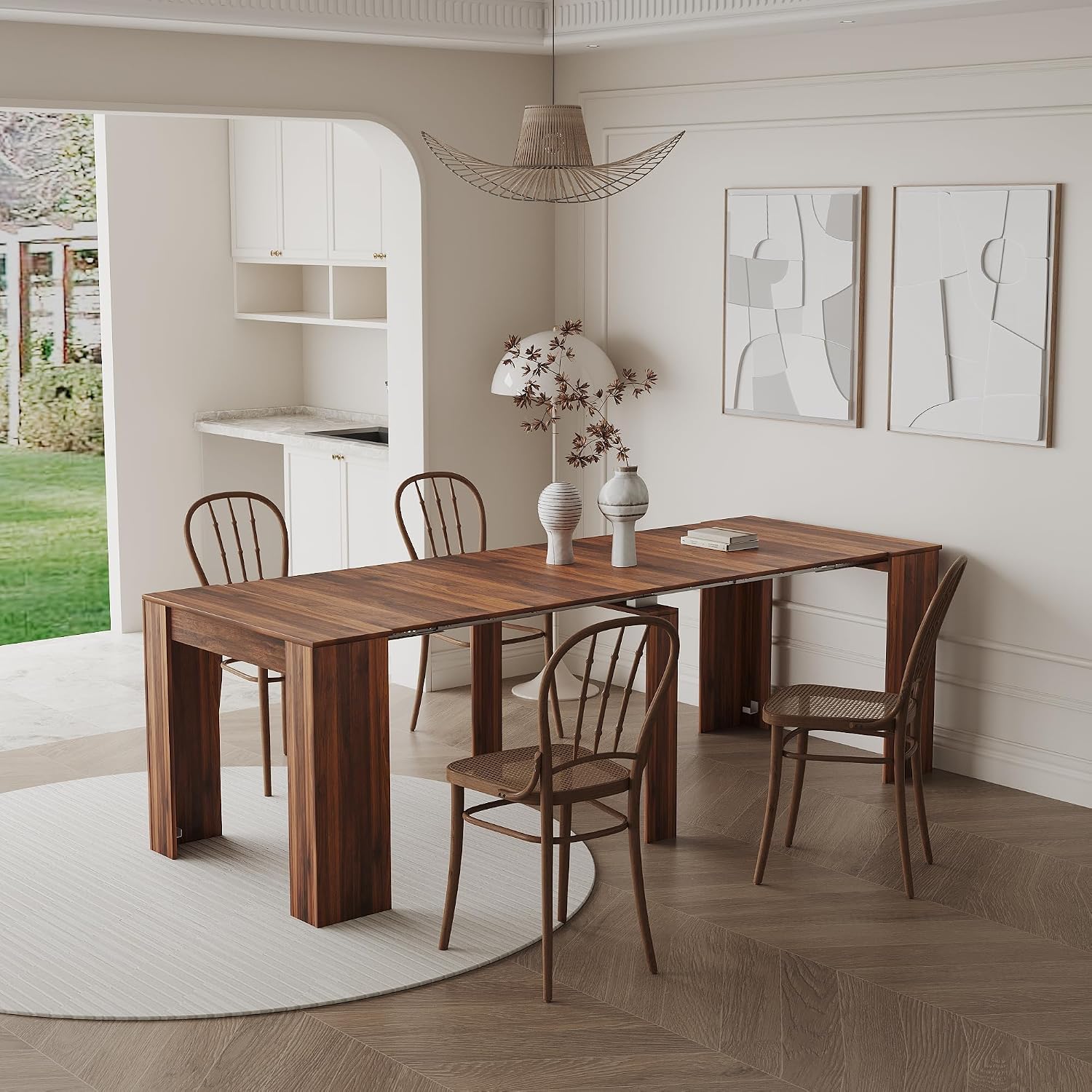 Extendable Dining Tables: Leaves, Mechanisms and Fit