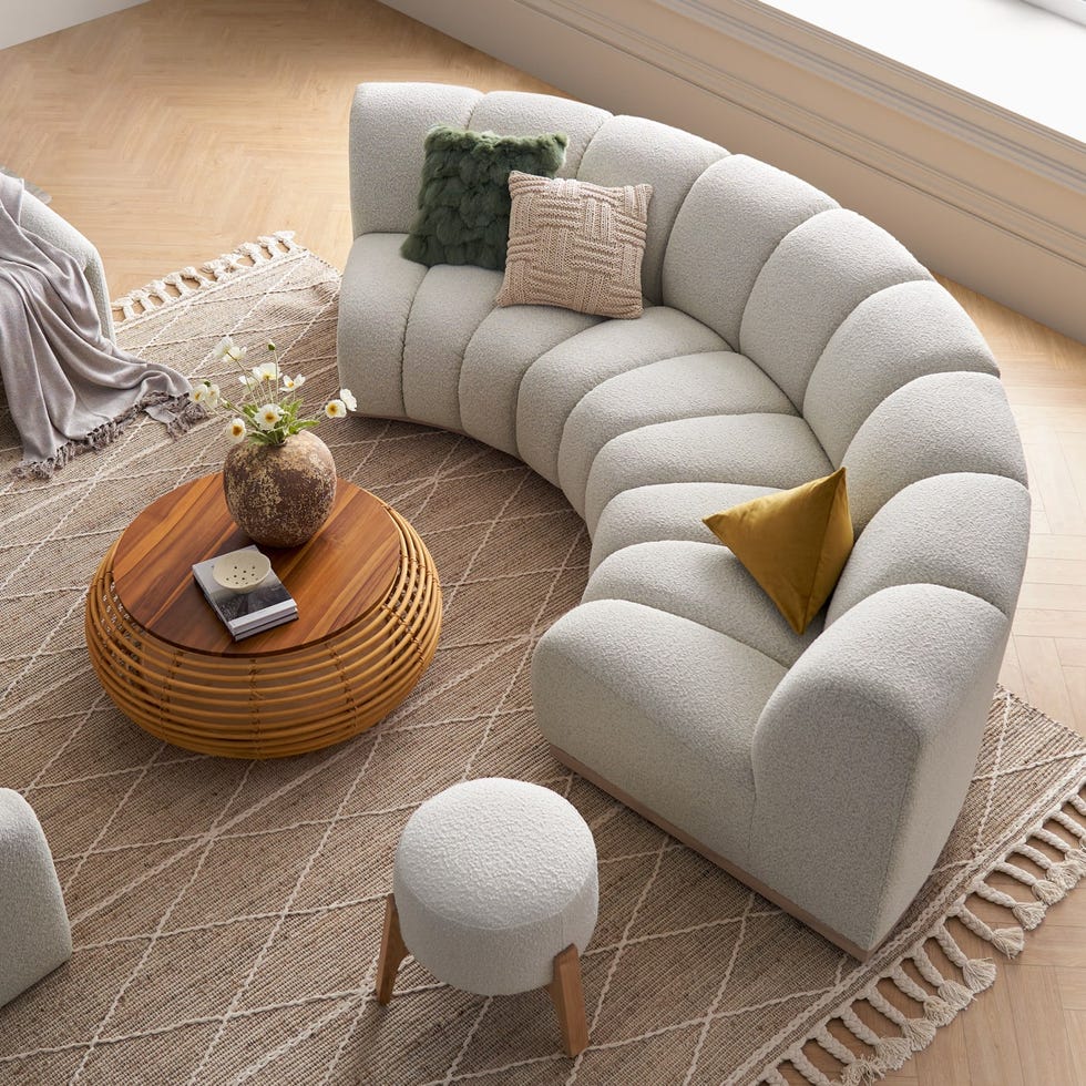 Curved Sofas: Where Rounded Shapes Work