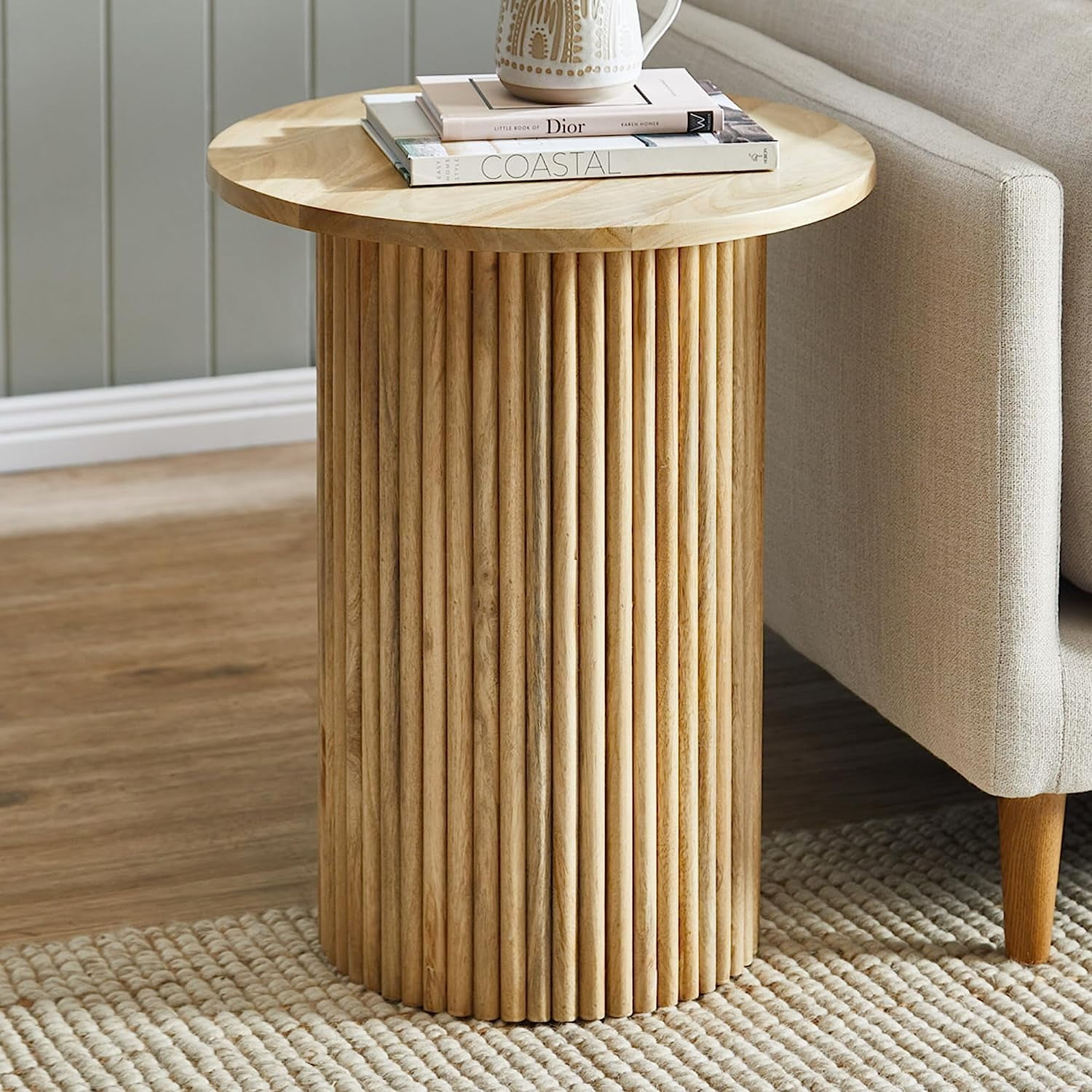How to Choose a Round Wood Side Table
