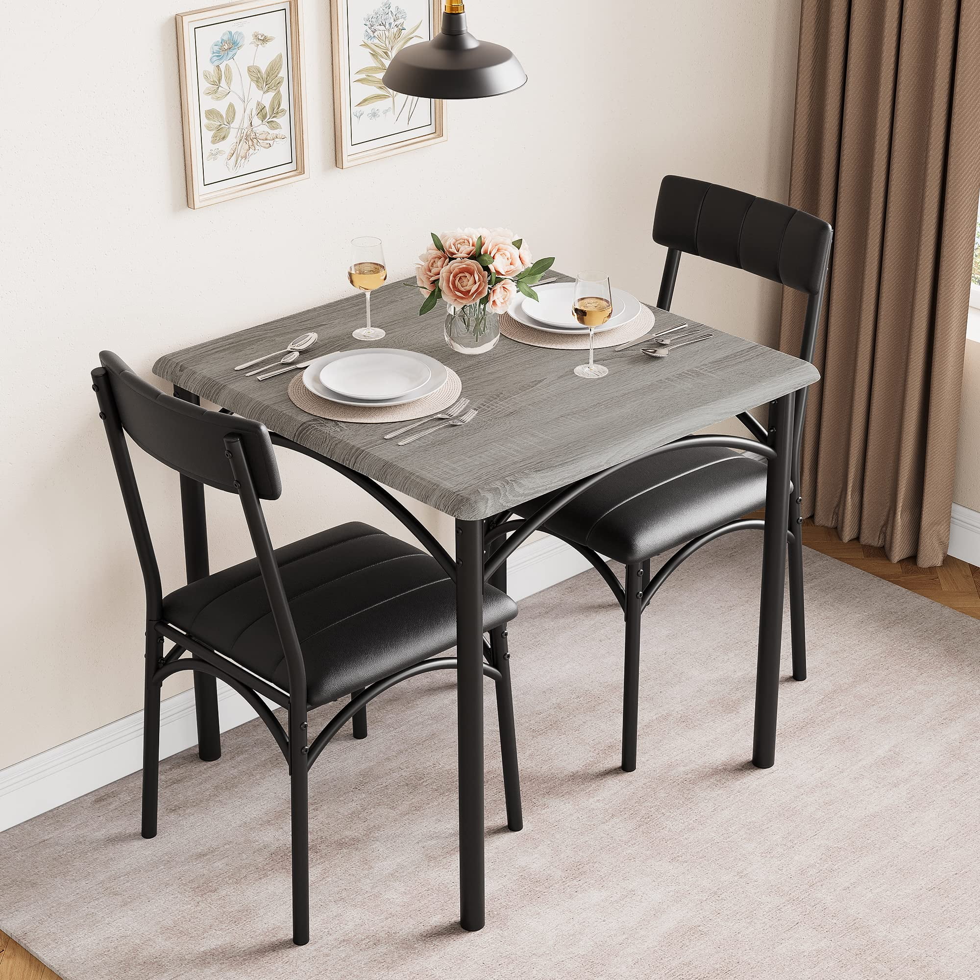 Dining Tables for Two: Compact Layouts