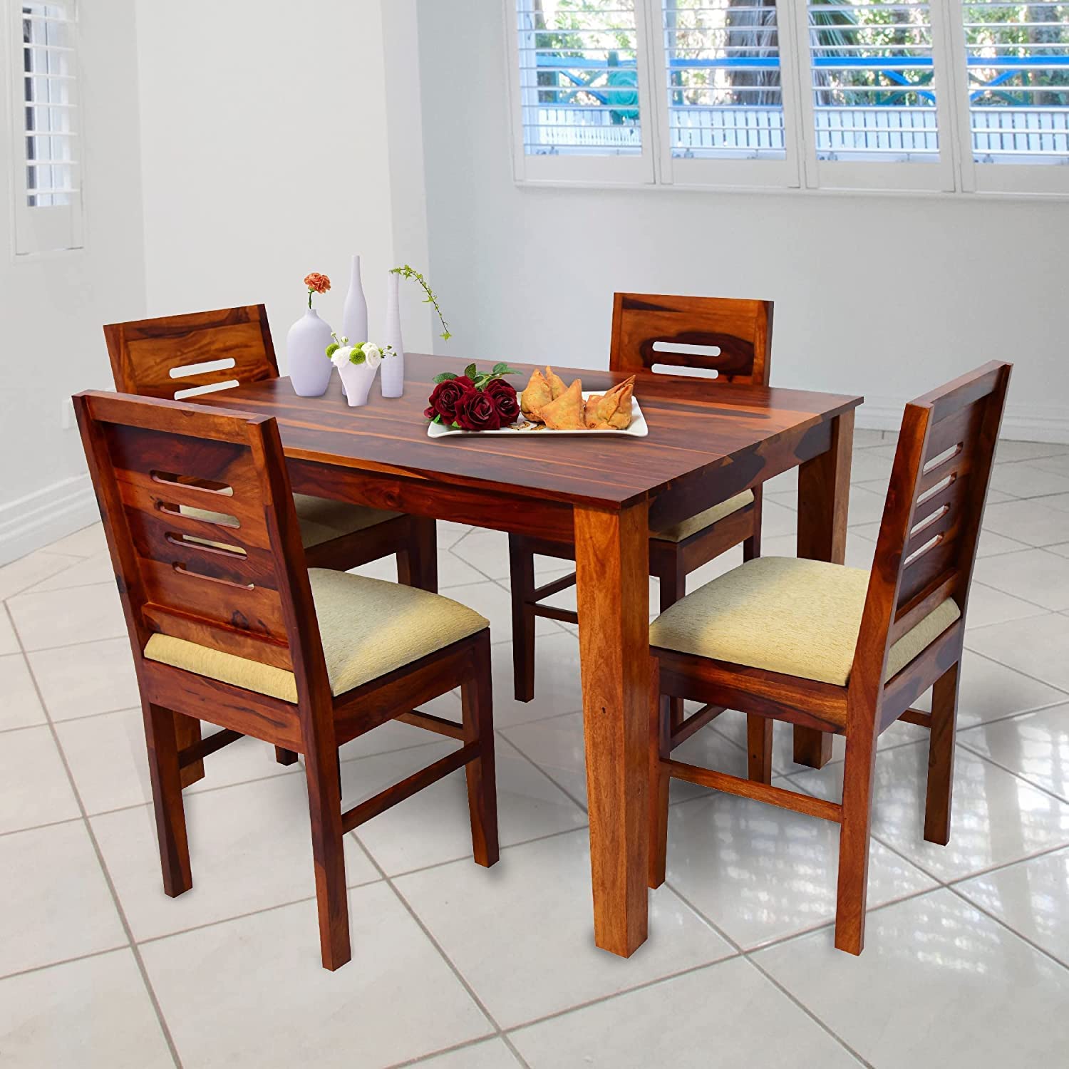 How to Size a Dining Table for Four People