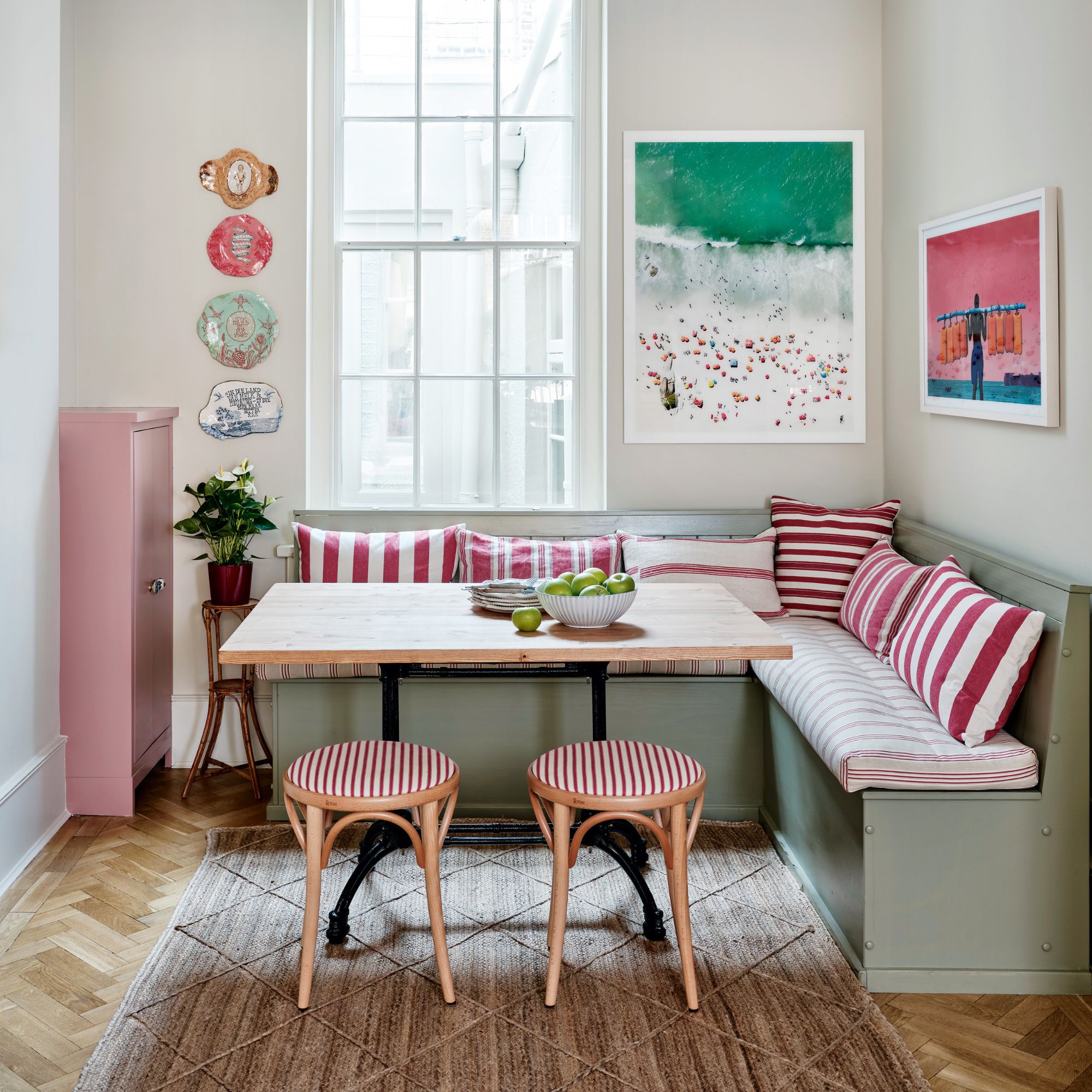 Kitchen Banquette Seating for Everyday Meals